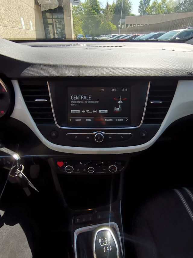 Opel Crossland 1.5l - Bianco