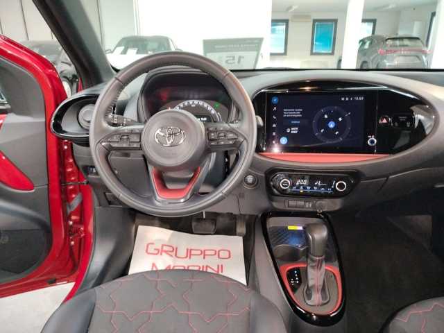 Toyota Aygo X 1.0l - Rosso