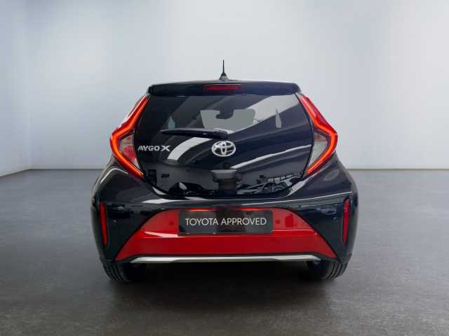 Toyota Aygo X 1.0l - Rosso