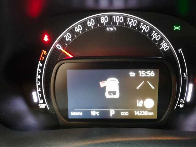 Toyota Aygo X 1.0l - Rosso