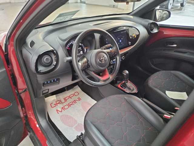 Toyota Aygo X 1.0l - Rosso