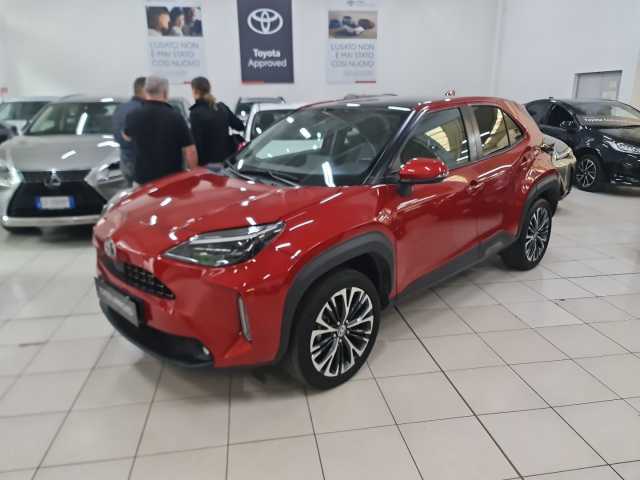 Toyota Yaris Cross 1.5l - Rosso