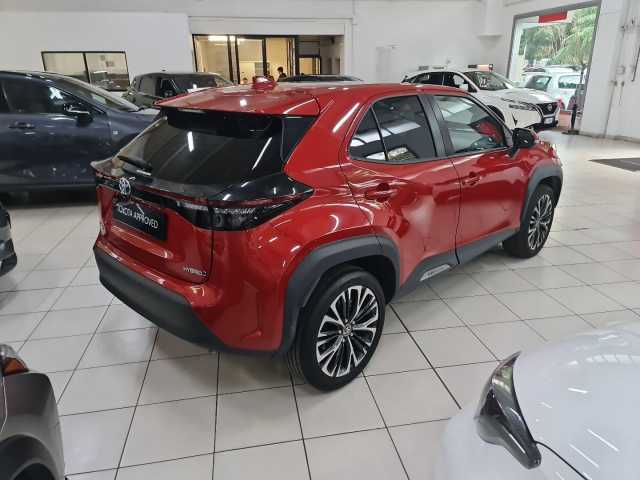 Toyota Yaris Cross 1.5l - Rosso