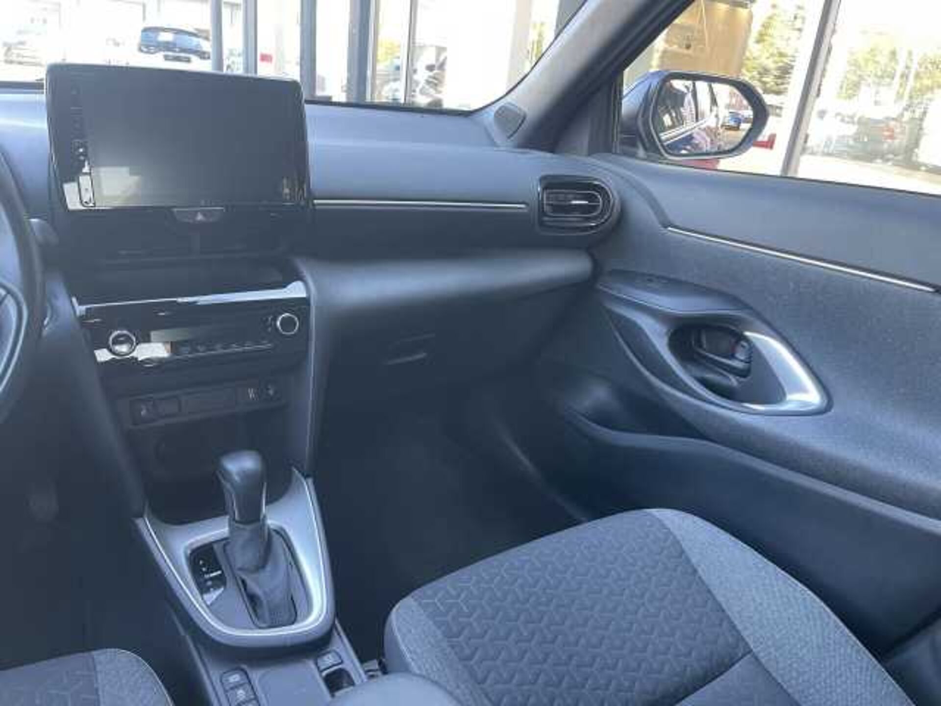 Toyota Yaris Cross 1.5l - Blu