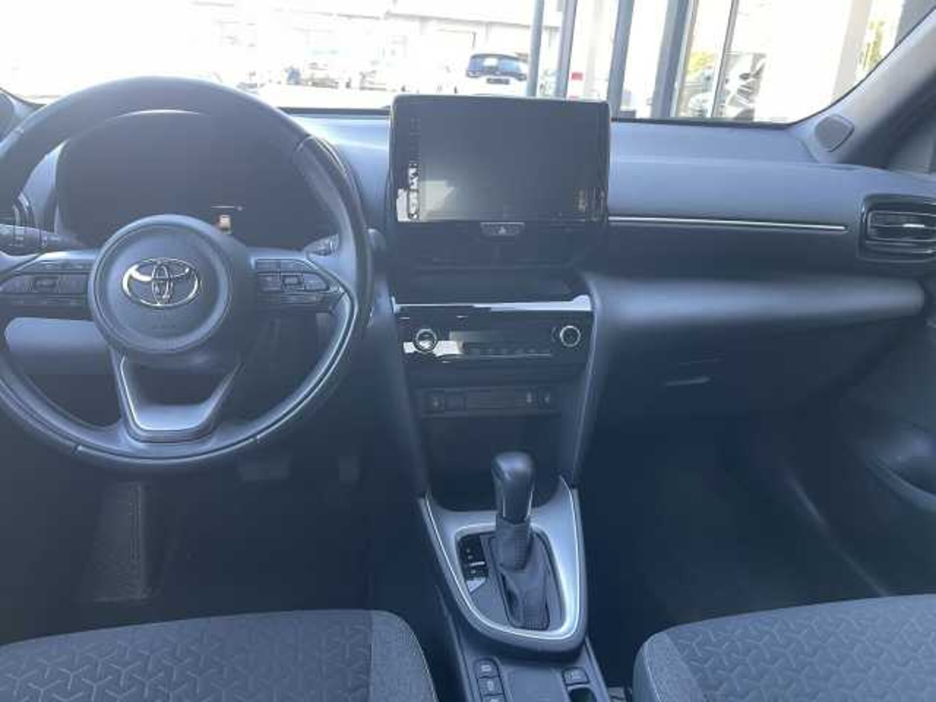 Toyota Yaris Cross 1.5l - Blu