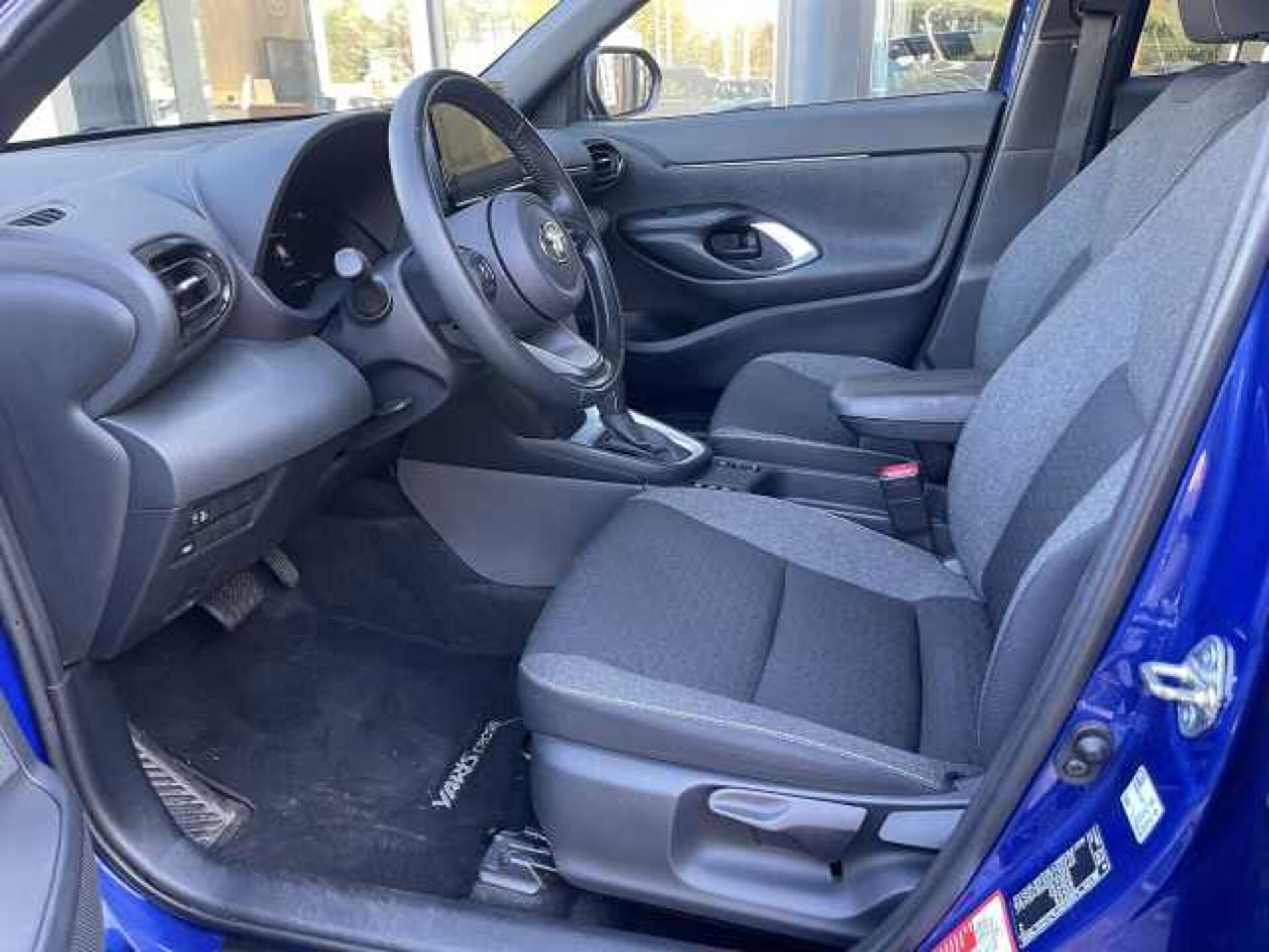 Toyota Yaris Cross 1.5l - Blu