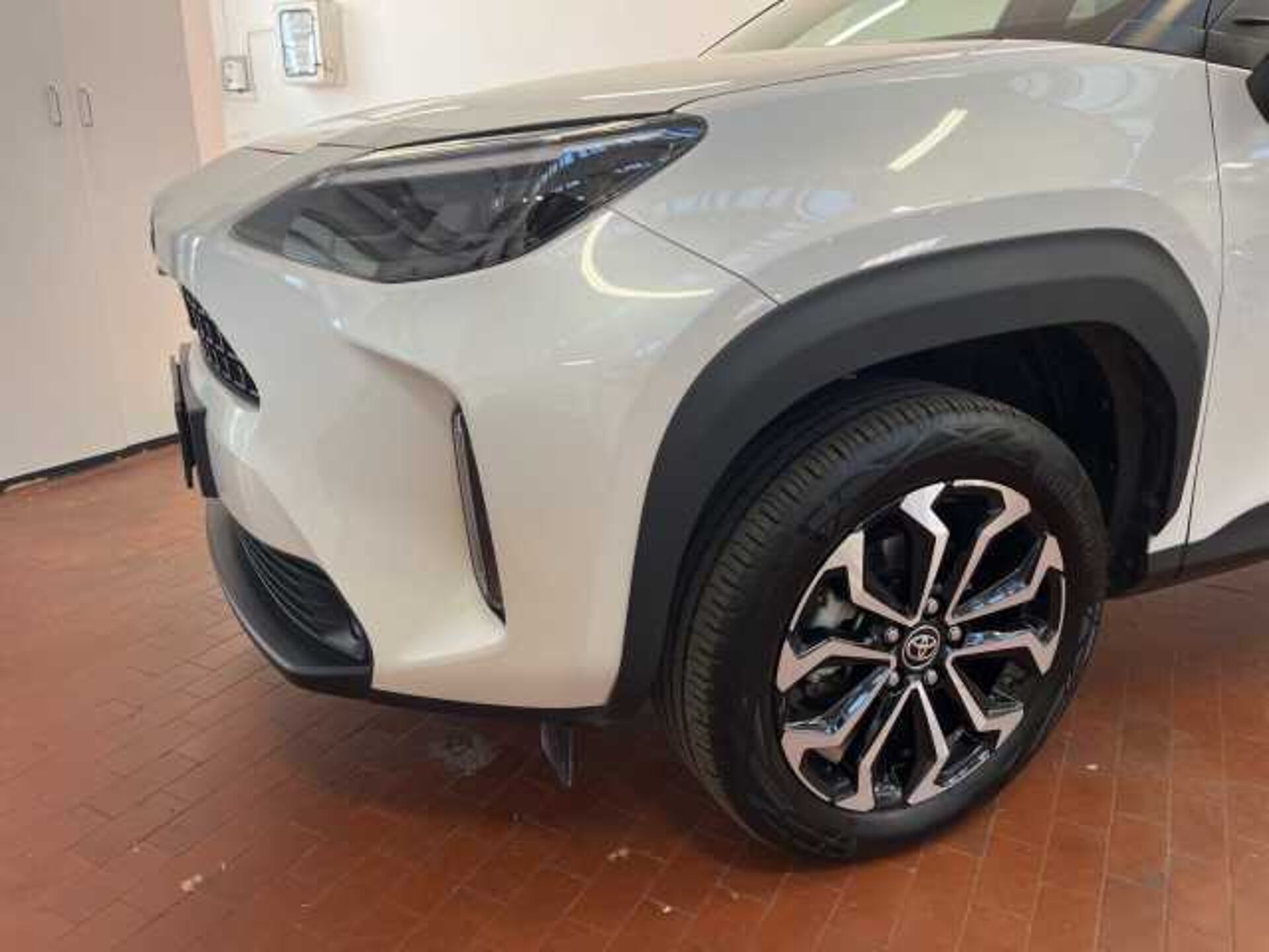 Toyota Yaris Cross 1.5l - Bianco