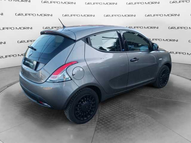 Lancia Ypsilon 1.2l - Grigio scuro