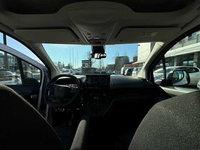 Toyota Proace City Verso 1.2l