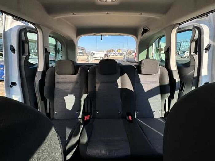 Toyota Proace City Verso 1.2l