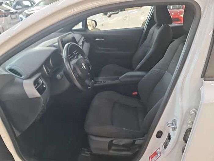 Toyota C-HR 1.8l