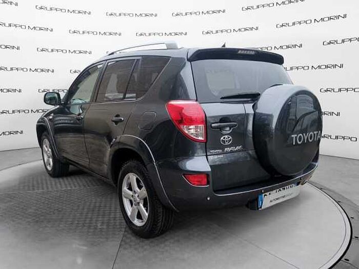 Toyota RAV4 2.2l