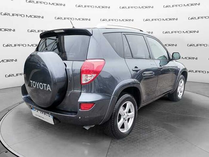 Toyota RAV4 2.2l